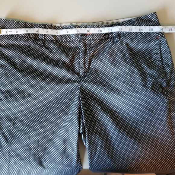 Tommy Hilfiger Shorts - Picture 3 of 7